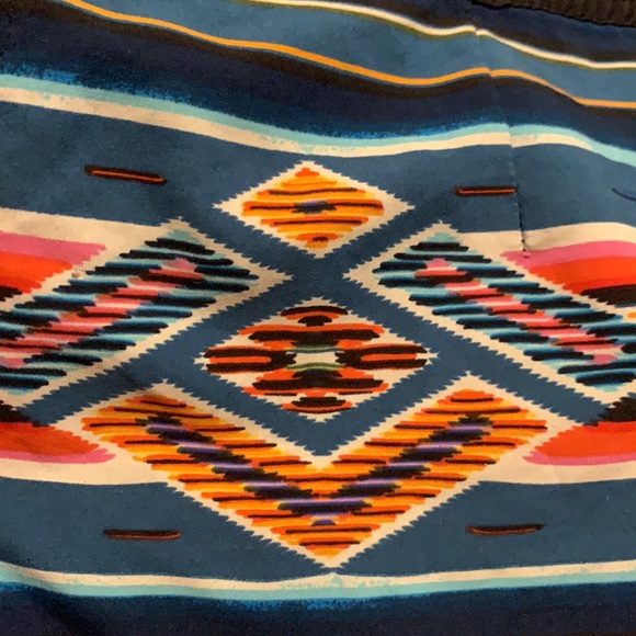 Body Glove Voodoo Aztec Print board shorts - Picture 10 of 12